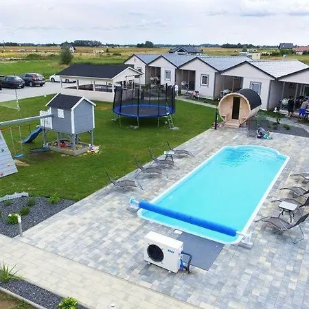 Homes With Pool, Sauna And Jacuzzi