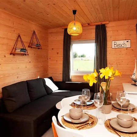 Homes With Pool, Sauna And Jacuzzi * Gąski